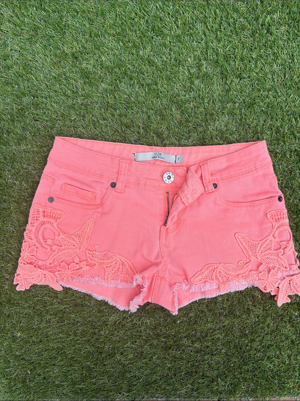 U2B Urban Basics Neon Pink Coral Lace Trim Women's Pom Pom Shorts - Sz 1 (w24)